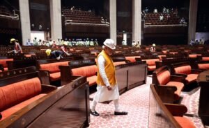 modi-visit-new-parliament-building