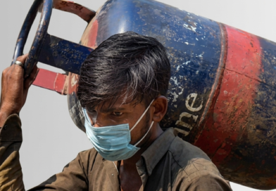 व्यावसायिक एलपीजी सिलिंडरच्या दरात १९५.५० रुपयांची वाढ; घरगुती सिलिंडरचे दर स्थिर